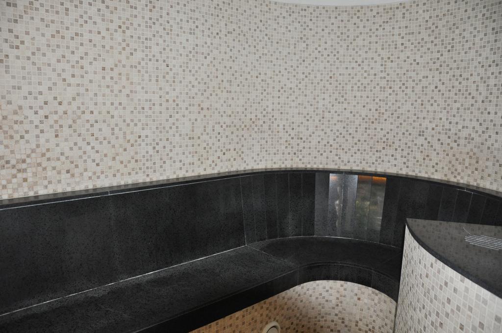 Hotel Tropical Les Escaldes エクステリア 写真